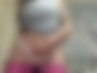 FayeSchoenhals's Live Sex Cam Show