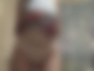FayeSchoenhals's Live Sex Cam Show