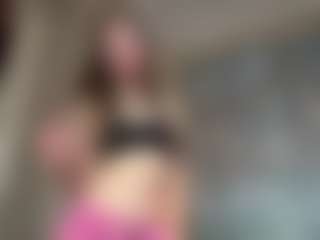 FayeSchoenhals's Live Sex Cam Show