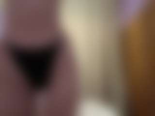 Live cam show with FayeSchoenhals - Pov on SquirtSoMuch
