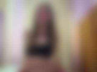 Live cam show with FayeSchoenhals - Body Massage on TottyGirls