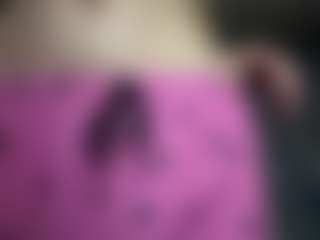 FayeSchoenhals's Live Sex Cam Show