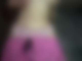 Live cam show with FayeSchoenhals - Wet on Camsoda