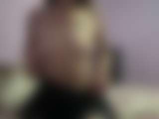 Live cam show with FayeSchoenhals - Ride Torso on livesuperchat.net