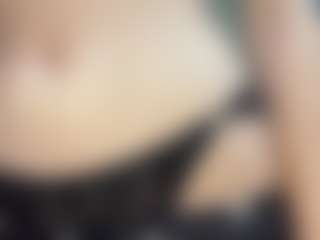 FayeSchoenhals's Live Sex Cam Show