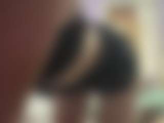 Live cam show with FayeSchoenhals - Skinny Teen (18+) on Camsoda
