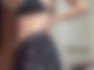 Live cam show with FayeSchoenhals - Nipple Piercings on TeamSkeetLive