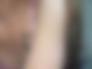FayeSchoenhals's Live Sex Cam Show