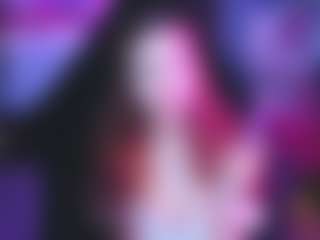 Live cam show with Moonberry_Yi - Gray Eyes on TeamSkeetLive