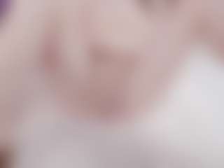 Live cam show with HiBella - Blue Eyes on Milfs Live