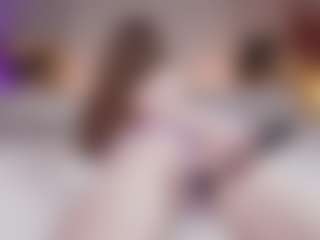 Live cam show with HiBella - Middle Aged on SinfulBabes