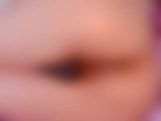 Live cam show with ivyTaylor - Small Tits on AdultVida.com