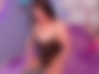 Live cam show with ivyTaylor - Granny on Camsoda