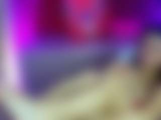 Live cam show with juliana-diamond - Moaning on CSO-WL