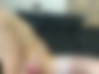 Live cam show with LeannShamsi - Ass To Mouth on PervPlay.com