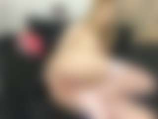 Live cam show with LeannShamsi - Ass To Mouth on Milf Play