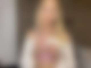 Live cam show with LeannShamsi - Blonde Hair on Camsoda