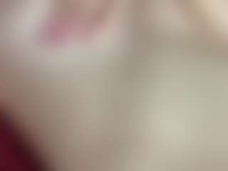 Live cam show with LeannShamsi - Blonde Hair on Streamer API