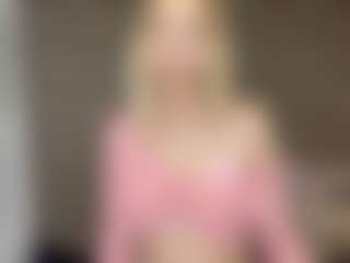 Live cam show with LeannShamsi - Granny on Hubzter Live