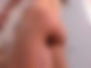 Live cam show with milly-jade - Fingers on madthumbs