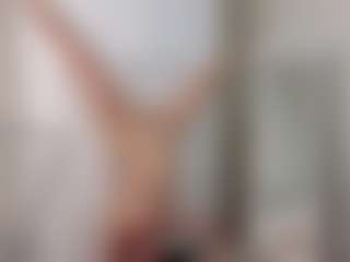 Live cam show with milly-jade - Athletic Bedroom on sexylive.show
