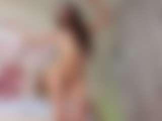 Live cam show with milly-jade - Athletic Teen (18+) on Mixed Magazine Live