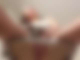 Live cam show with milly-jade - Petite Young Adult on Camsoda
