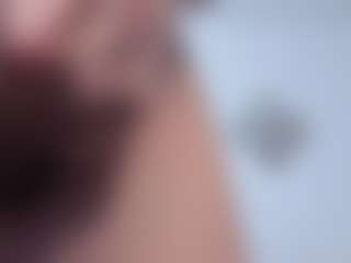 Live cam show with raven-reyes7 - Mature on AdultVida.com