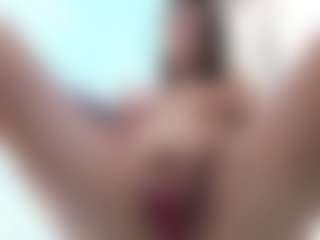 Live cam show with ScarletFlame - Flashing on madthumbs
