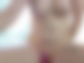Live cam show with ScarletFlame - Shaved Pussy on Uber Horny