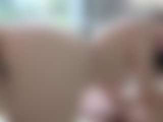 Live cam show with ScarletFlame - Smoking on AdultVida.com