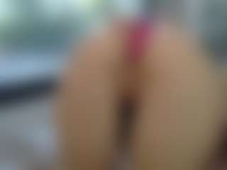 Live cam show with ScarletFlame - Sexy on SquirtSoMuch