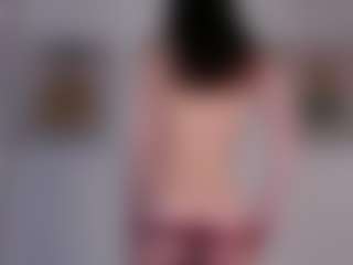 Live cam show with ShelleyCloughly - Body Massage on AdultVida.com