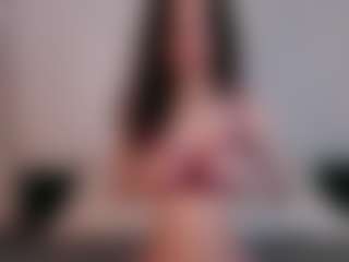 Live cam show with ShelleyCloughly - Body Massage on Cam Slut