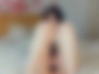 Live cam show with ShelleyCloughly - Skinny on Camsoda