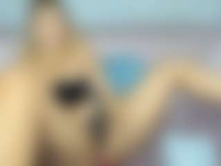 Live cam show with sweetdianeee - Bedroom on Mixed Magazine Live