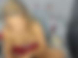 Live cam show with sweetdianeee - Gamer MILF on hotwifechat.live