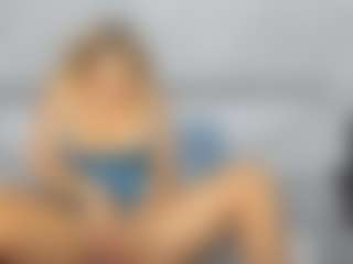 Live cam show with sweetdianeee - Tittyfuck on madthumbs