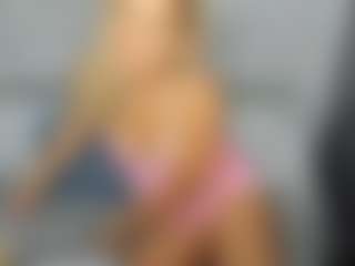 Live cam show with sweetdianeee - Shaved Pussy on Camiplay Live