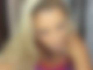 Live cam show with sweetdianeee - Blonde Hair on Camsoda