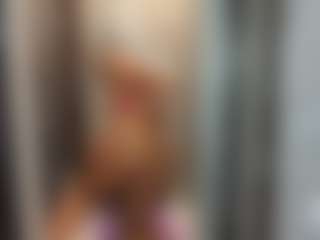 Live cam show with sweetdianeee - Curvy Teen (18+) on anonymated.com