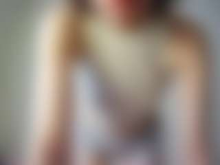 Live cam show with Mila - Moaning on Dare Cams