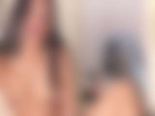 Live cam show with VelvetRosss - HD on EXY