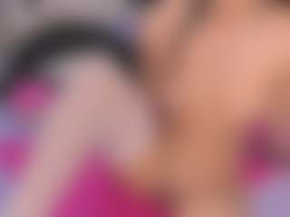 VelvetRosss's Live Sex Cam Show