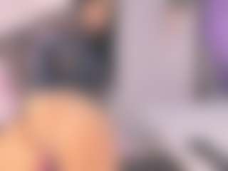 VelvetRosss's Live Sex Cam Show