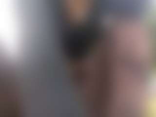 VelvetRosss's Live Sex Cam Show