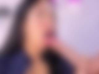 VelvetRosss's Live Sex Cam Show