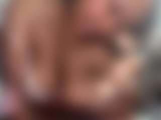yourmamisilk's Live Sex Cam Show