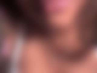 yourmamisilk's Live Sex Cam Show