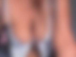 Live cam show with yourmamisilk - Twerk on https://playwithruby.com